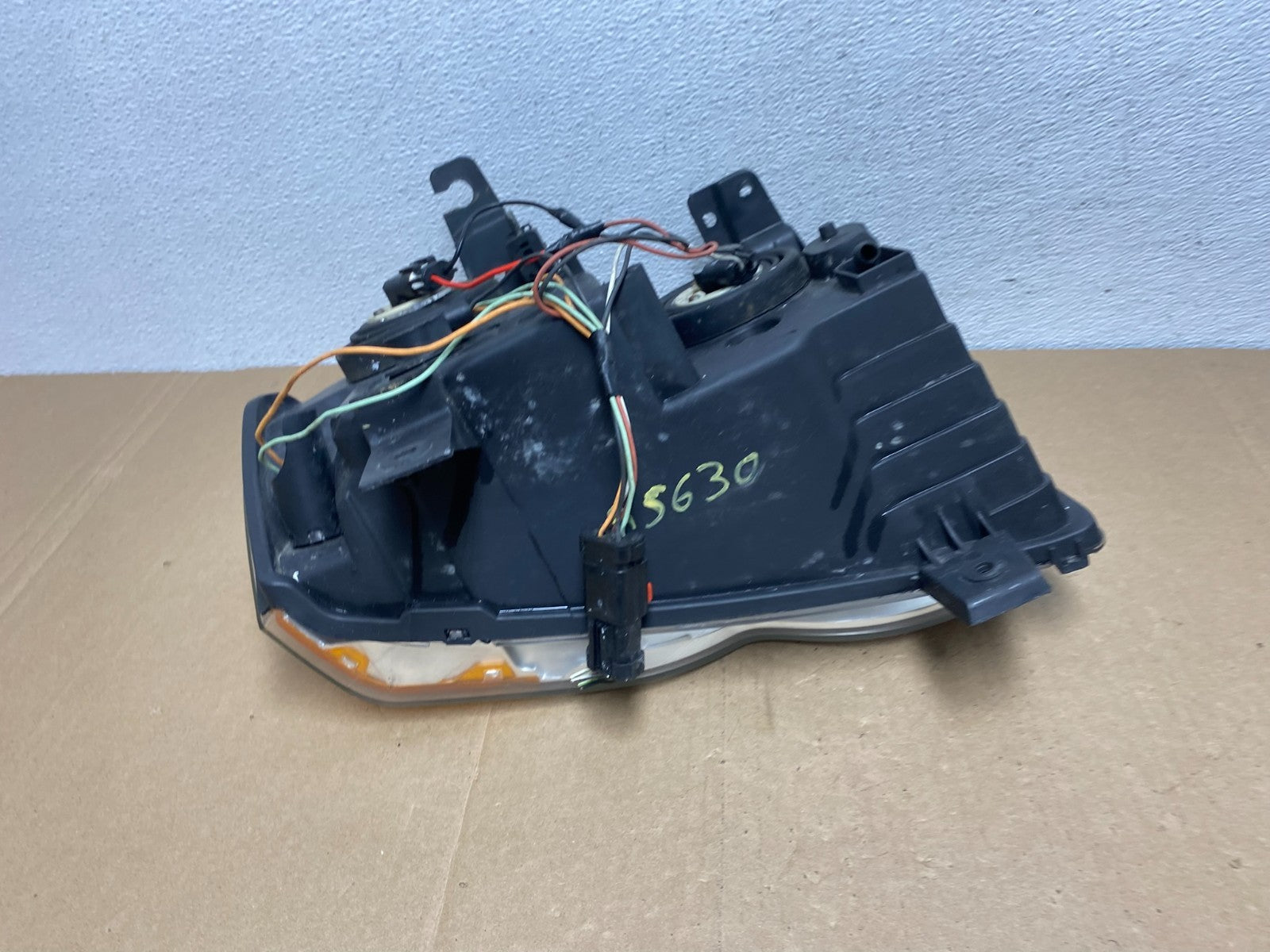 2008-2010 Jeep Grand Cherokee Left LH Driver Side Halogen Headlight AC5630 DW6