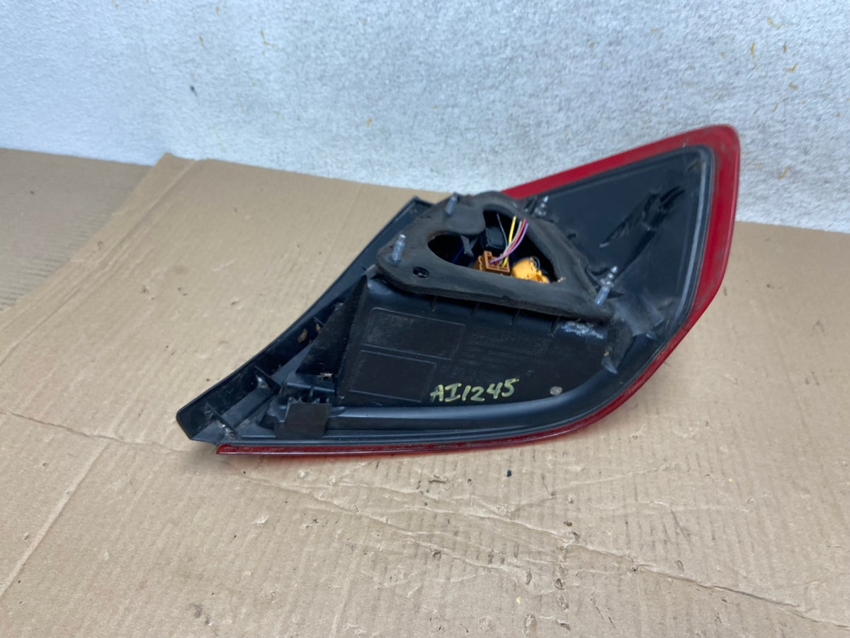 2007-2012 Nissan Versa Sedan Left Driver Lh Tail Light AI1245 LK3