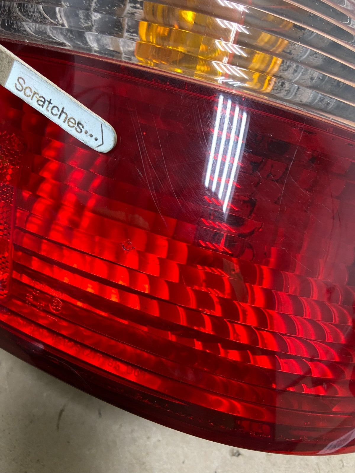 1998 to 2000 Honda Accord Sedan Right Passenger Side Tail light AG43923