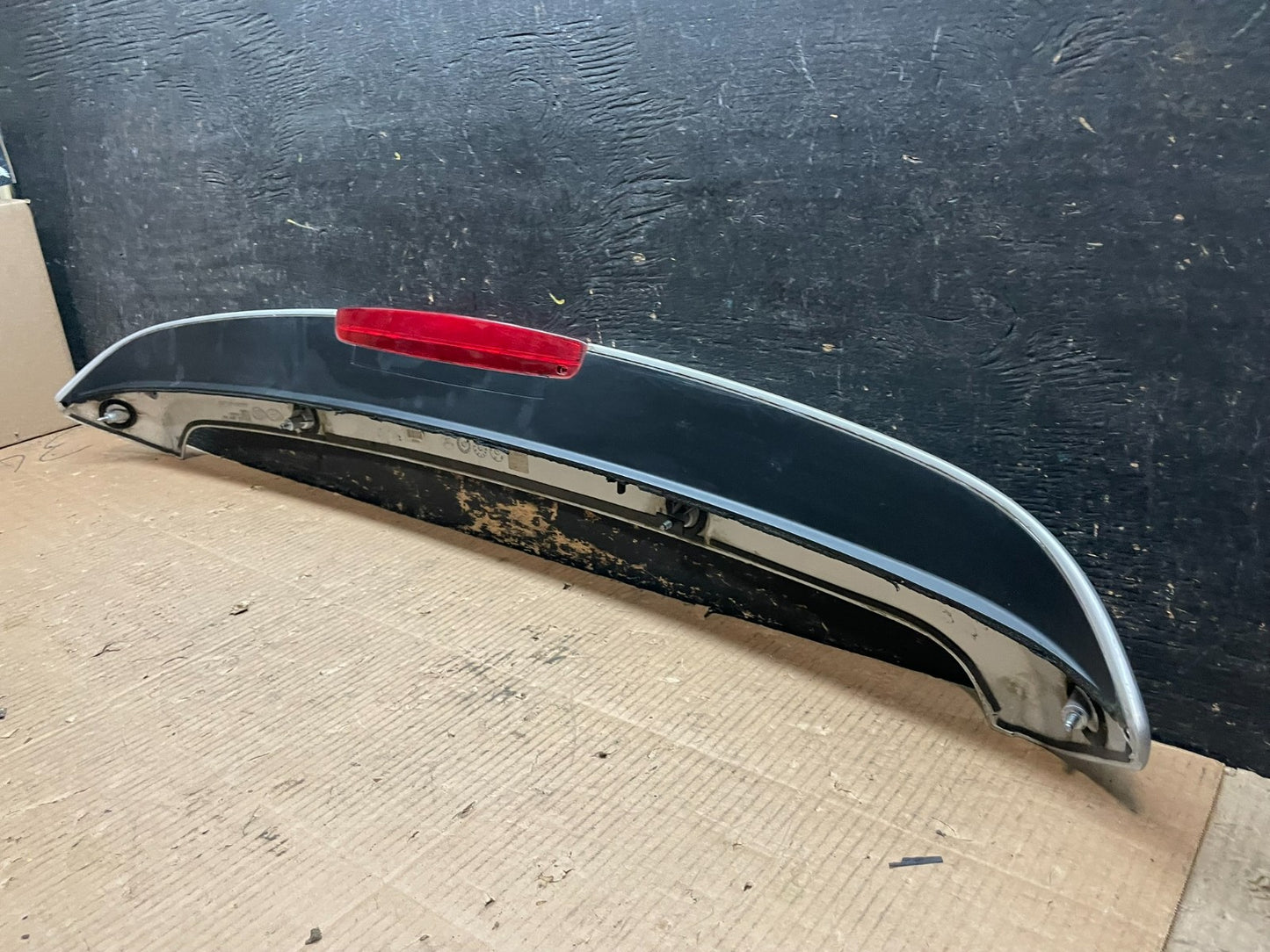 2012 to 2015 Hyundai Accent Trunk Lid Hatch 3rd Brake Light Spoiler y2057 DG7