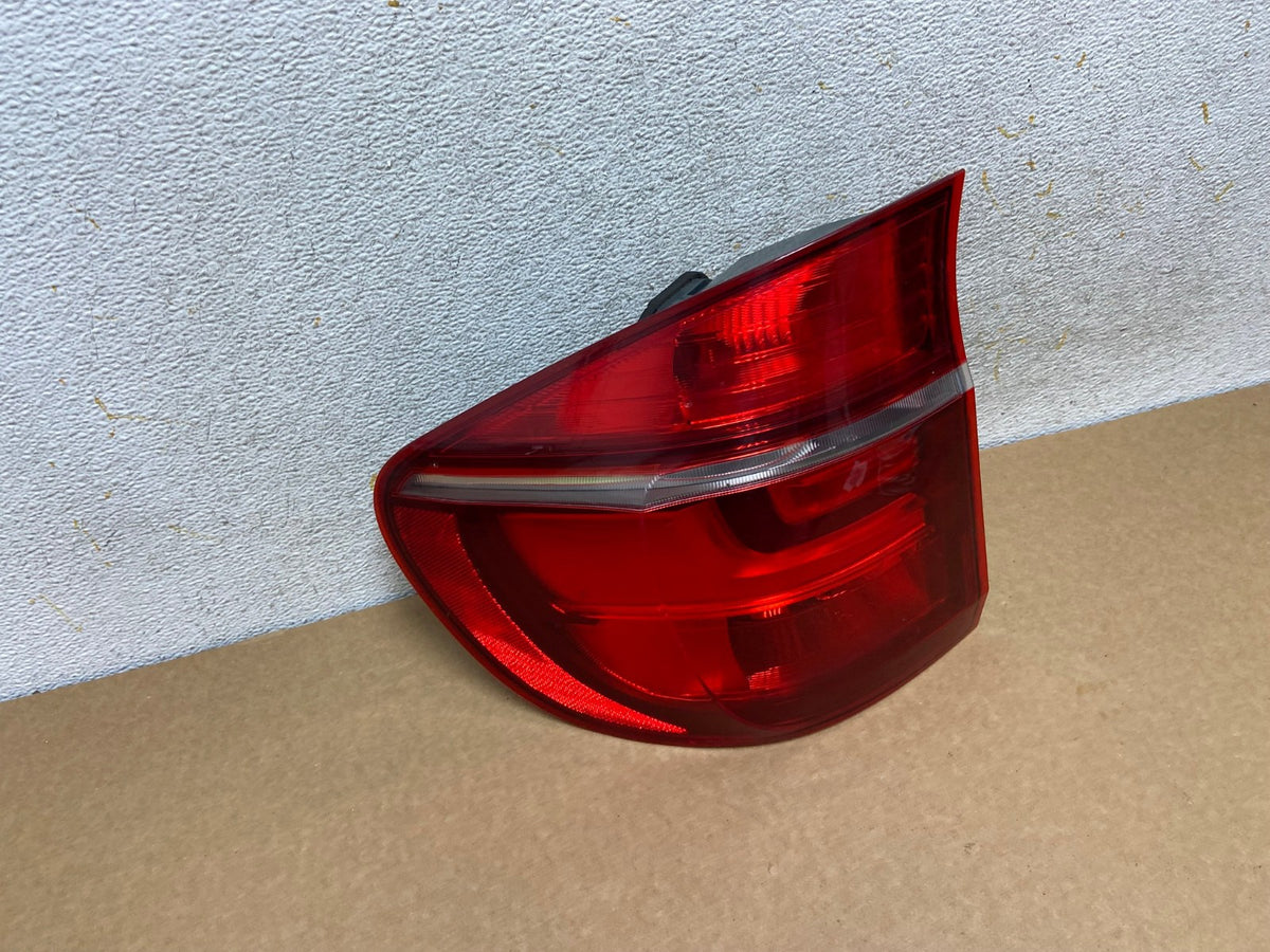 2011 2012 2013 Bmw X5 E70 Left Driver LH Tail Light AI2555 LK2
