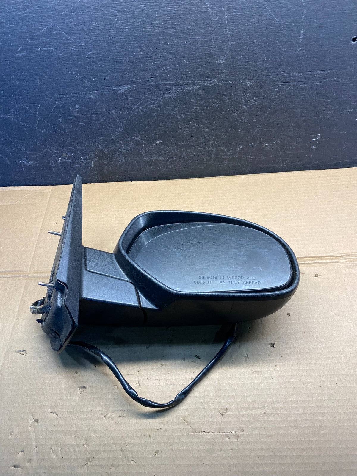 2007-2013 Chevrolet Tahoe Silverado Suburban Right Passenger Mirror AC8776 DW1