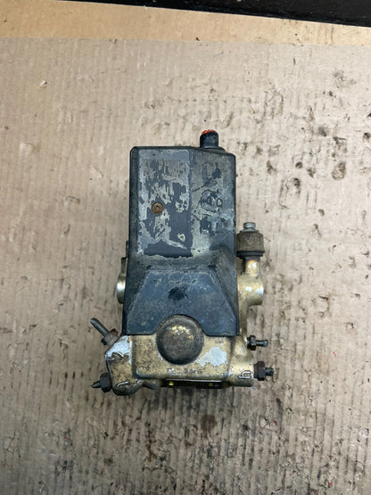 1986 - 1991 Mercedes 300SEL 300SE ABS Anti Lock Brake Pump Module U9126 DG4