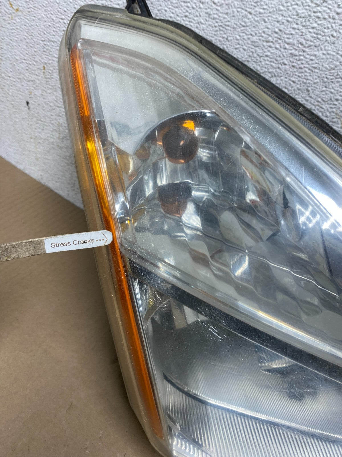 2009-2013 Nissan Rogue Right Passenger Halogen Headlight AJ2403 DW4
