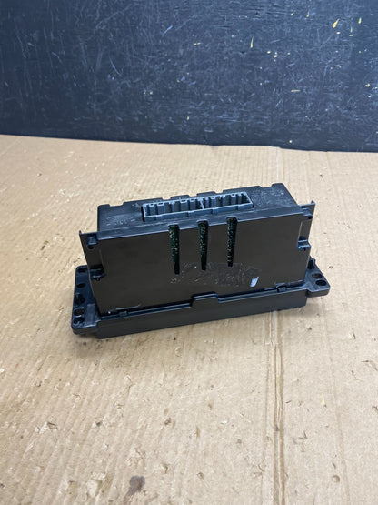 2003 to 2006 Lincoln Town Car Climate Control Panel ae4039 DG4