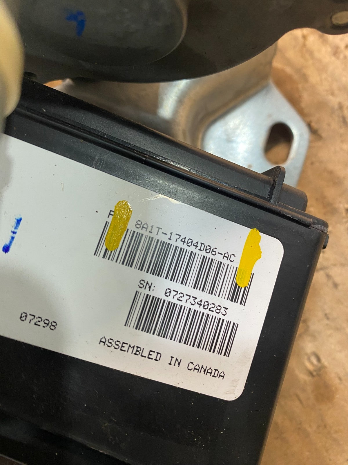 2007 to 2014 Ford Edge MKX Rear Trunk Liftgate Power Motor Actuator OEM z4781 DG6