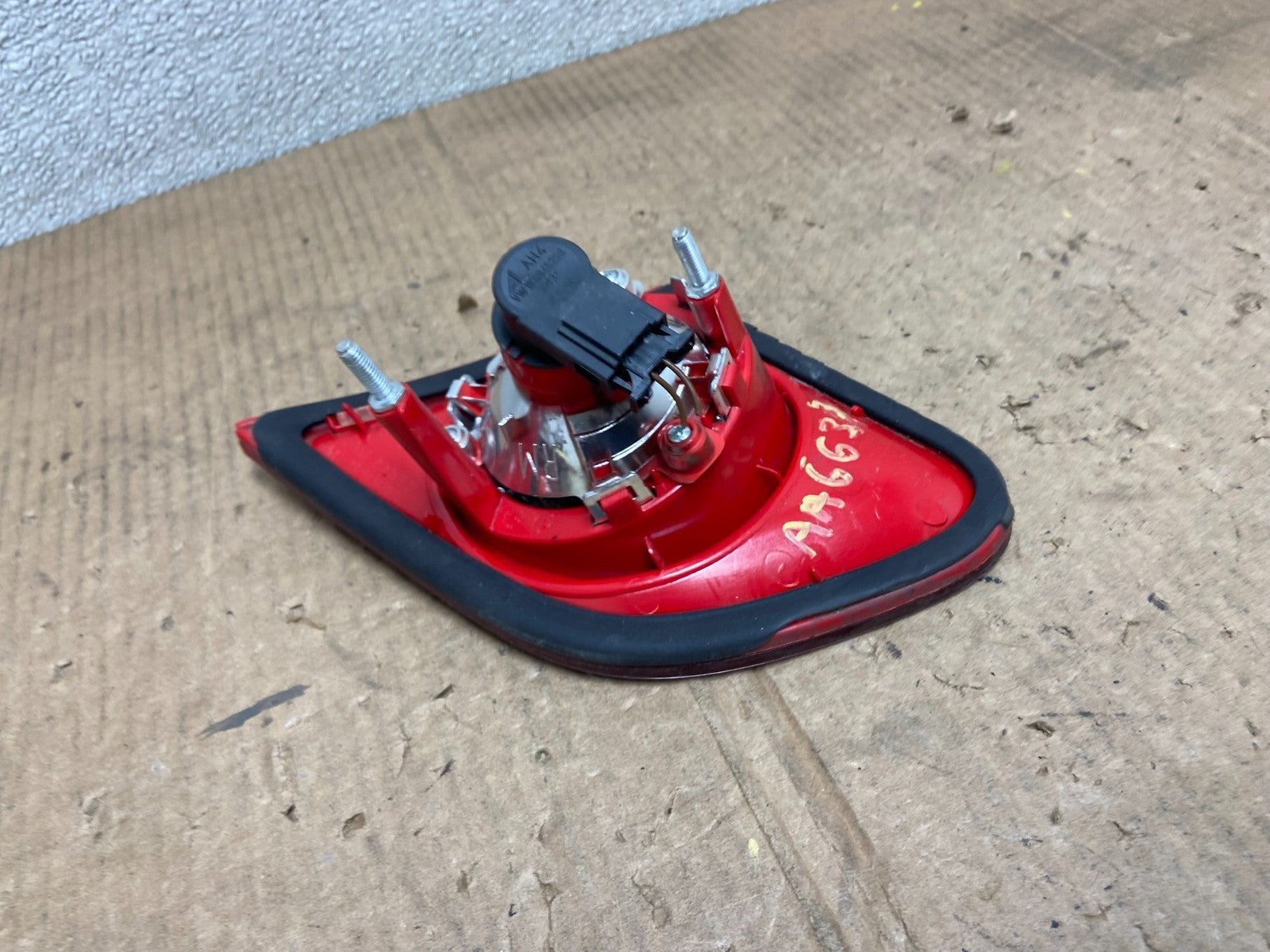 Sedan 2006-2010 Volkswagen Passat Left Driver LH Inner Tail Light Oem AA66335