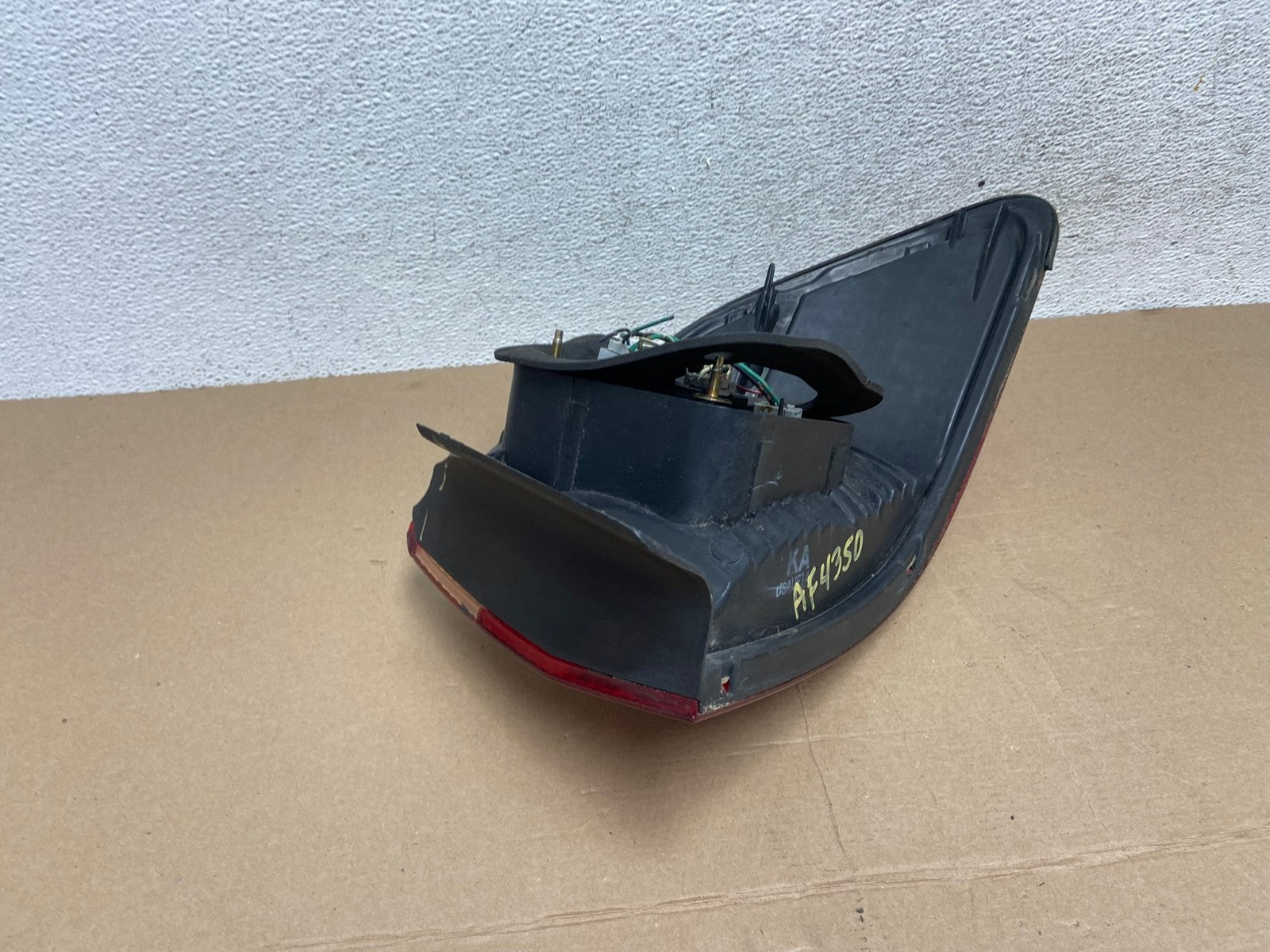 1998 to 2000 Honda Accord Sedan Tail light Left Driver LH Side AF4350 LK6
