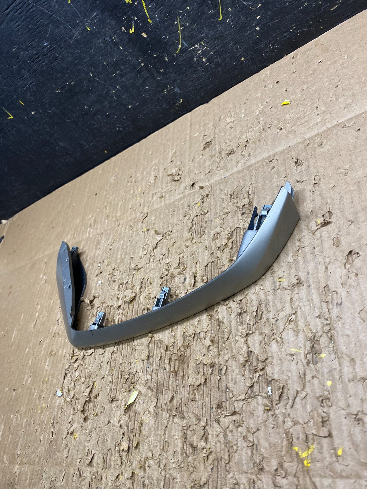 2013 to 2015 Nissan Altima Center Dash Left Trim Molding OEM w0004 DG2
