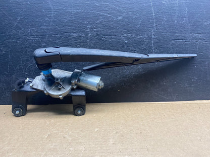 2013 - 2017 Hyundai Santa Fe Rear Glass Windshield Wiper Motor af6661 DG0