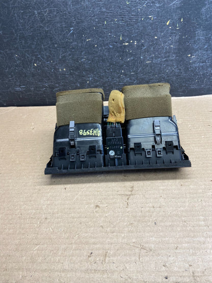 1995 1996 1997 Lexus LS400 Center Console A/C Heater Air Vent AH3598 DG3