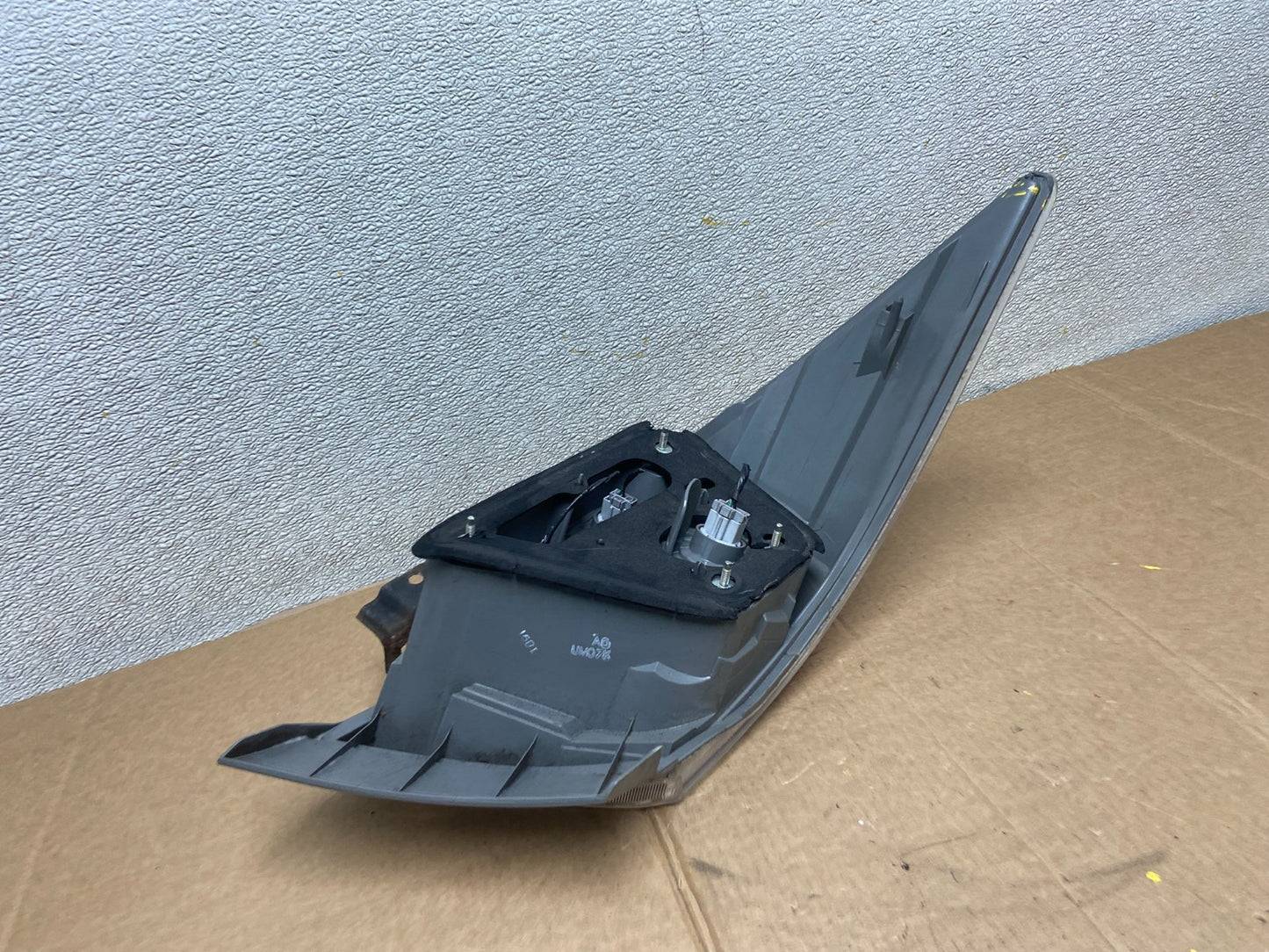 2008 to 2012 Honda Accord Sedan Tail light Right Passenger RH Side AA1172 DW6