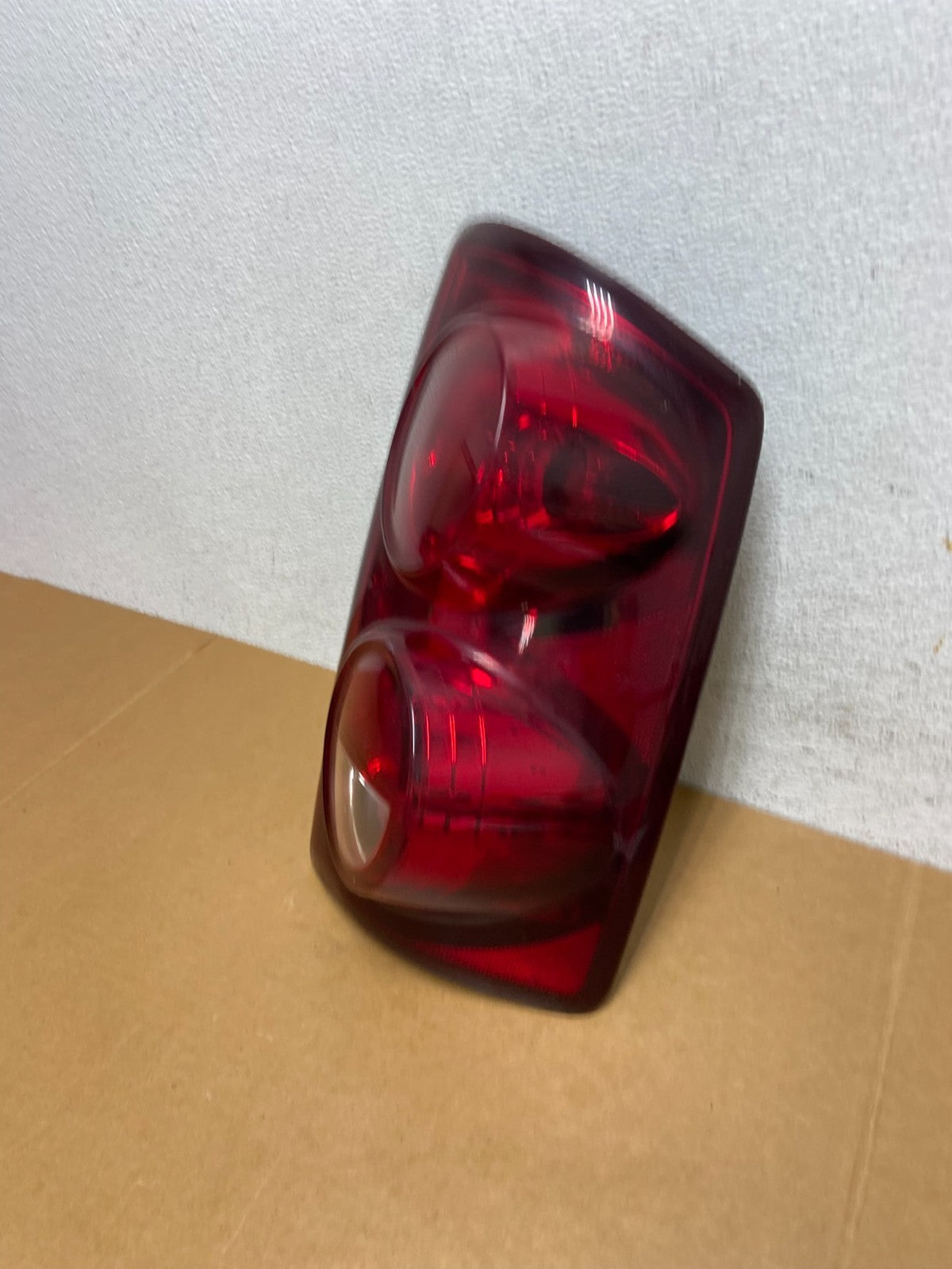 2007 - 2009 Dodge Ram 1500 2500 Right Passenger Rh Side Tail Light AD8878 DW1