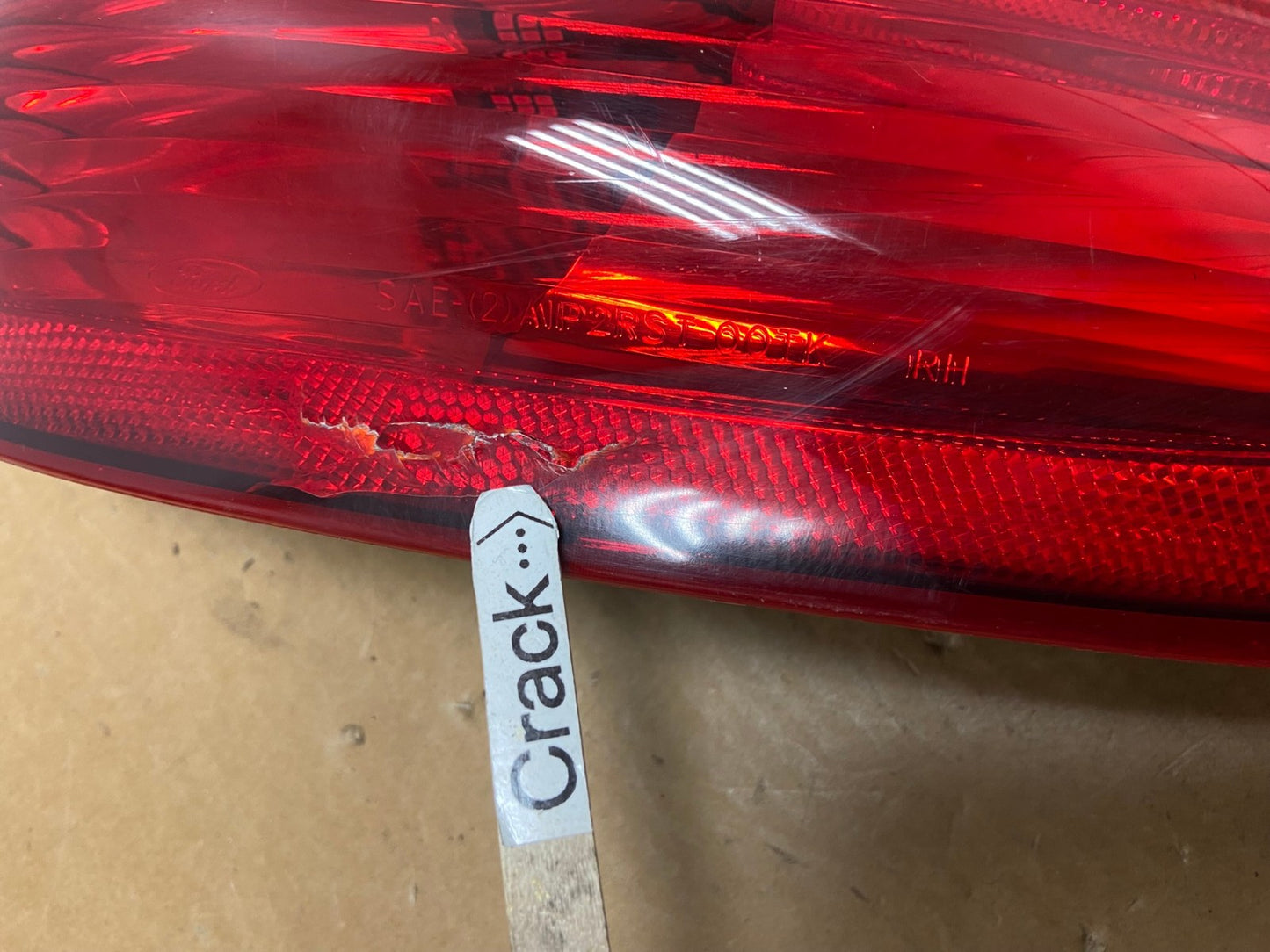 1997 to 1999 Ford F150 F-150 Right Passenger RH Side Tail Light AE0217 LK4