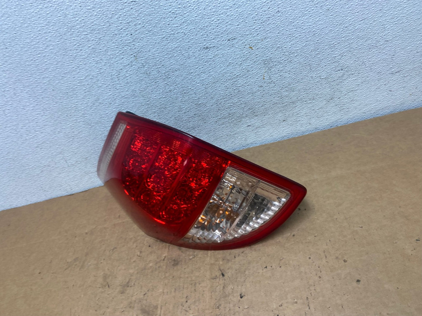 2006 2007 2008 Toyota Rav4 Left Driver LH Side Tail Light AD4771 LK1