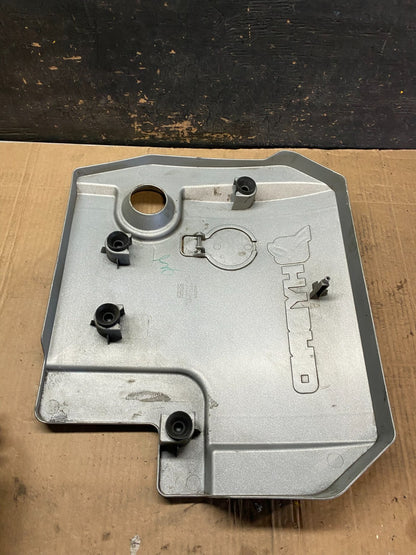 2005 to 2008 Ford Escape Hybrid Engine Motor Cover T4039 DG6