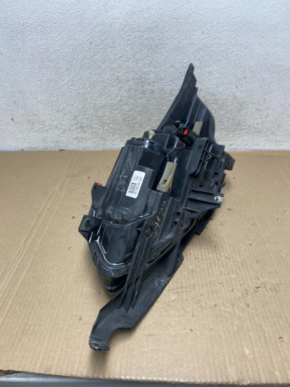2013 - 2015 Chevrolet Malibu Projector Headlight Right Passenger AI9622 LK9
