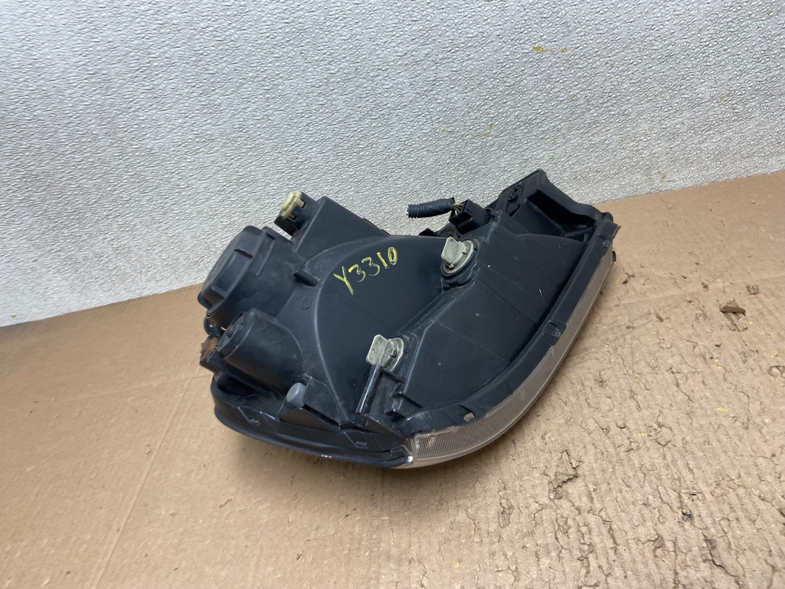 2005 to 2008 Hyundai Tucson Left Driver LH Side Headlight Oem Y3310 DW8