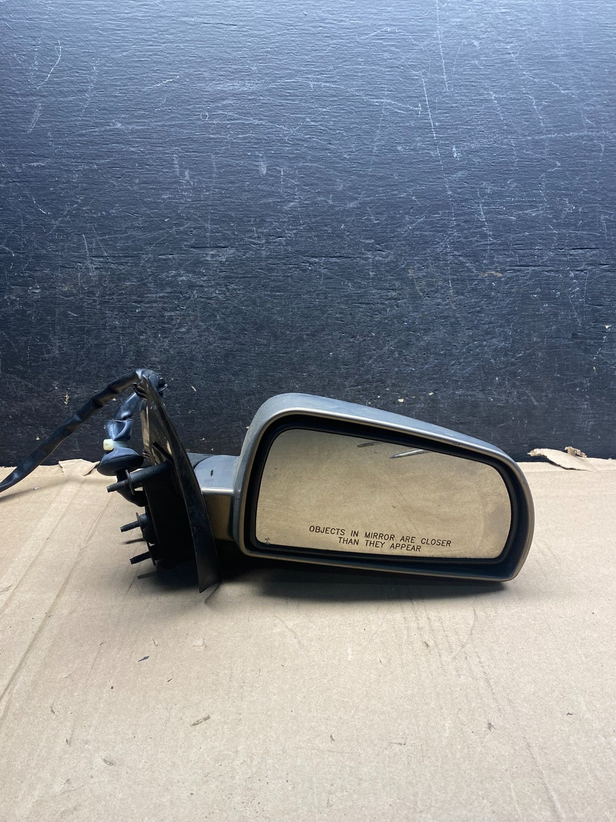 2005 to 2011 Cadillac STS Right Passenger RH View Door Mirror AJ0494 DG9