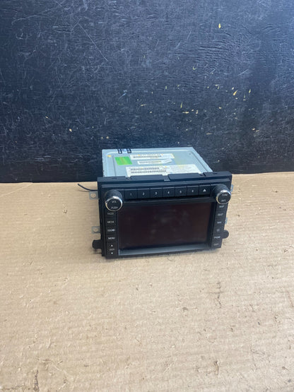 2010 - 2013 Ford Edge AM FM Radio Stereo Screen Display CD Player AH5284 DG0