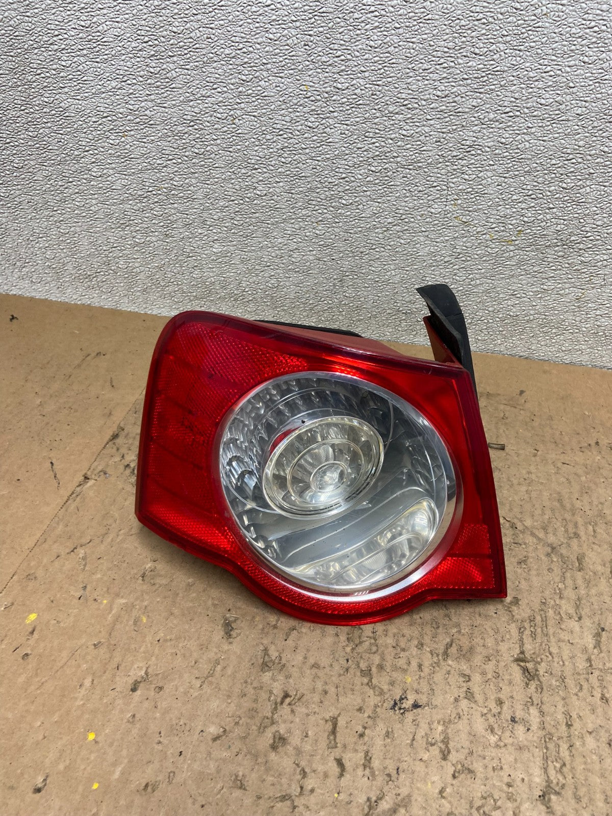 2006 to 2010 Volkswagen Passat Sedan Left Driver Side Tail Light OEM AA0224 DW0