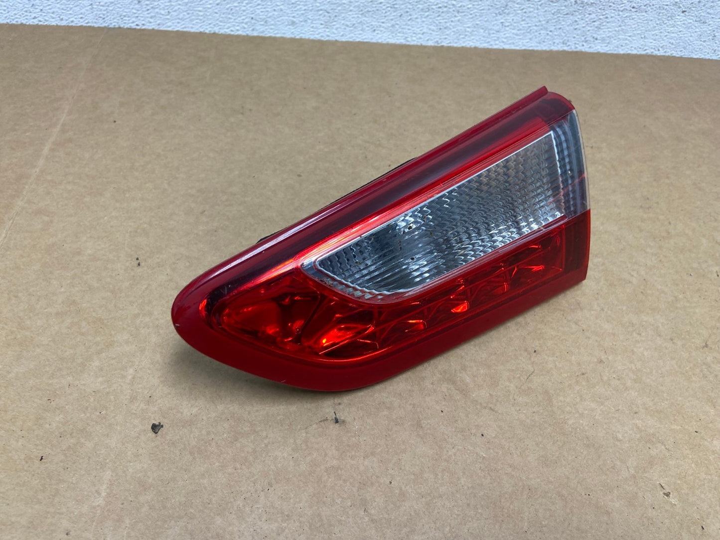 2013-2015 Infiniti JX35 QX60 Right Passenger LED Tail Light Inner AE2926 LK2