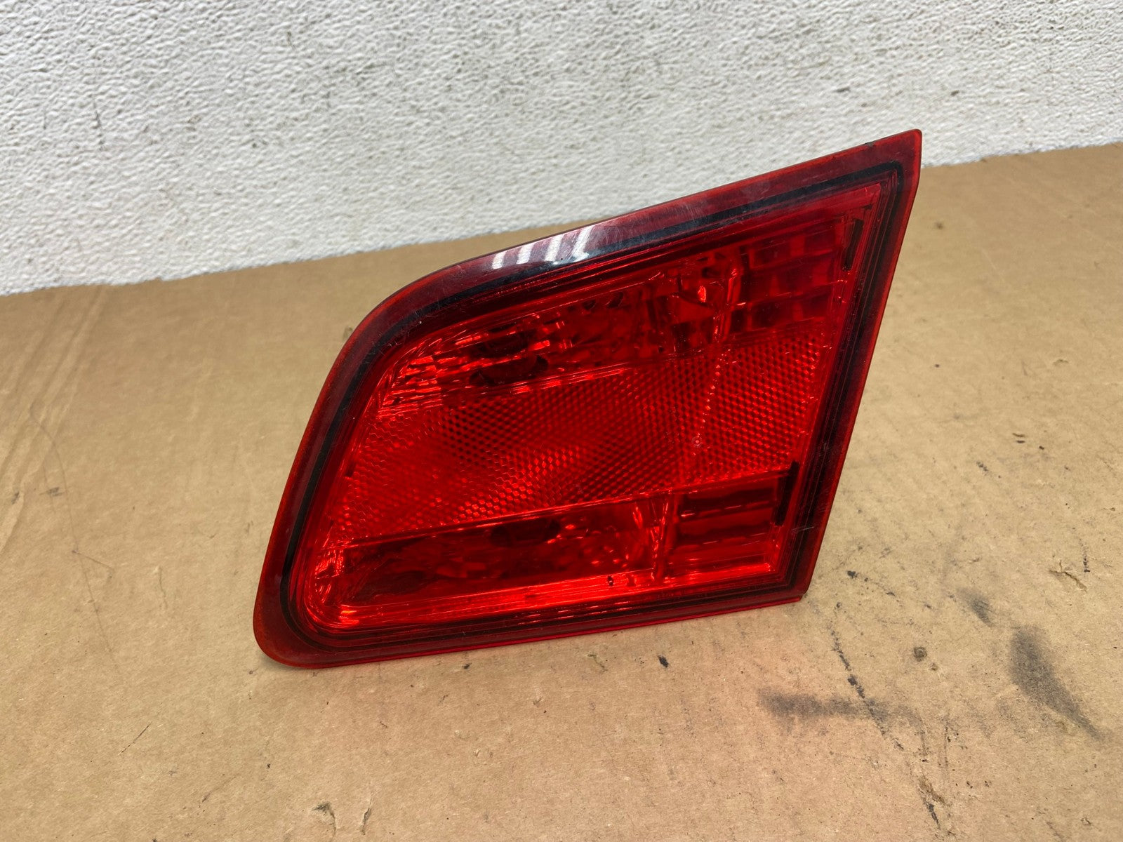2010-2014 Subaru Legacy Right Passenger Rh Side Tail Light Inner AD2725 LK0