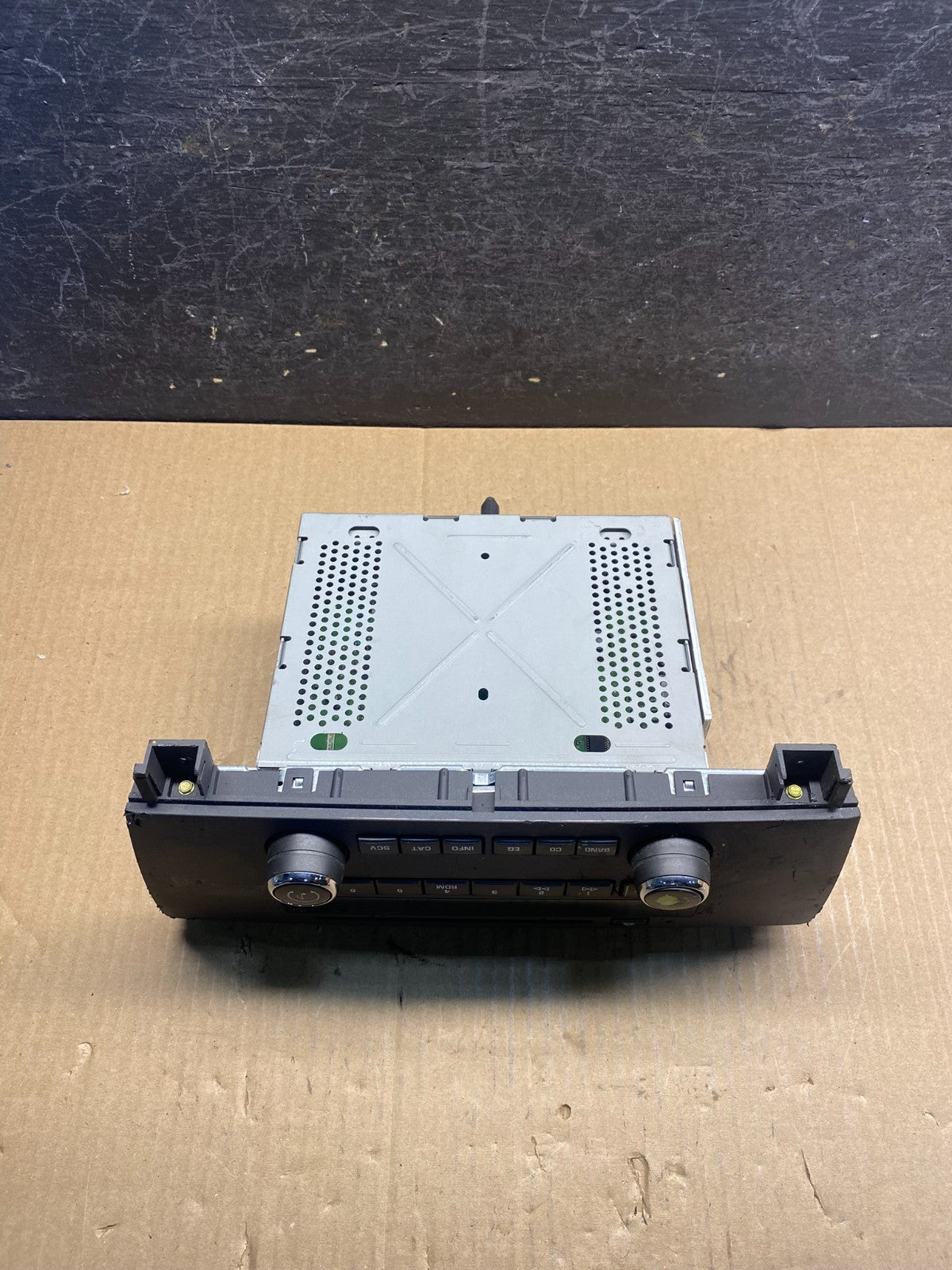 2005-2007 Buick Allure Lacrosse Radio AM/FM Receiver AH1753 DG4