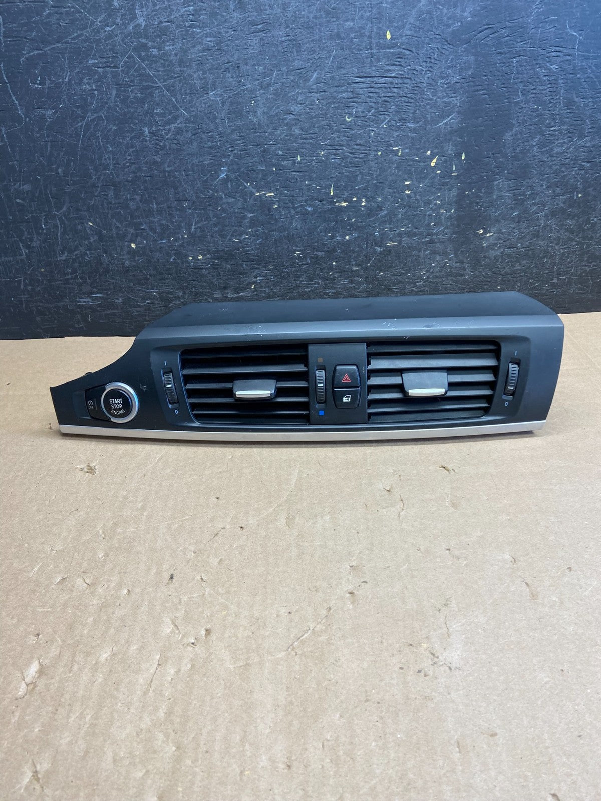 2011- 2017 BMW X3 F25 Center Dash Trim Molding w/ Air Vents AI6313 DW0