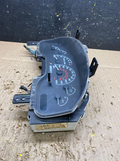 2002 Ford Explorer Speedometer Cluster Gauge OEM v7496 DG3