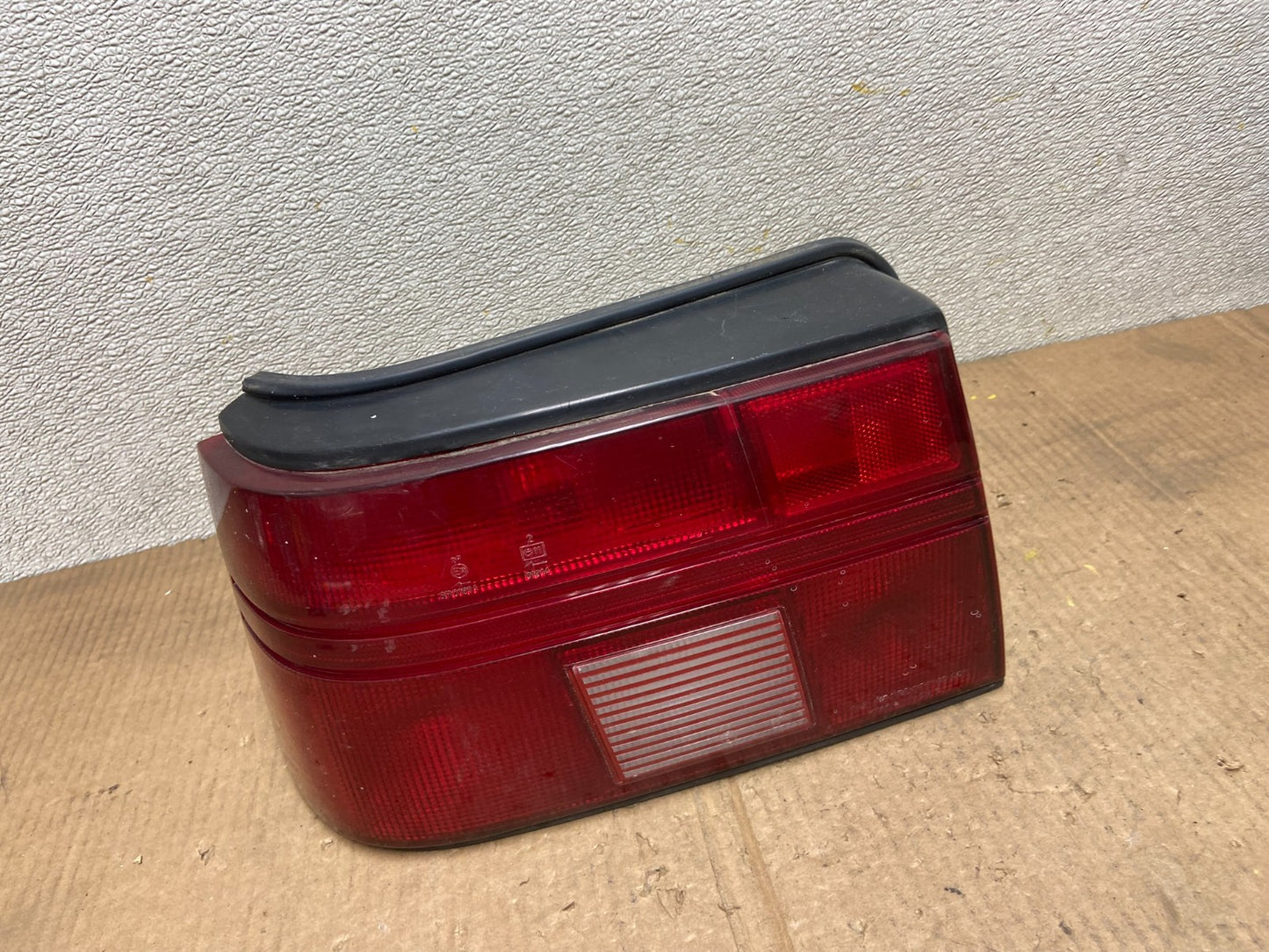 1993 to 1994 Hyundai Excel Hatchback Left Driver Side Tail Light AA64090