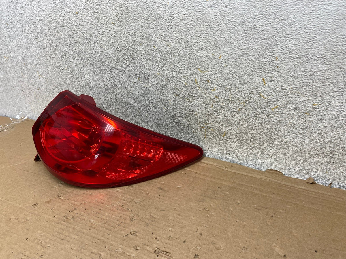 2009 2010 2011 2012 Chevrolet Traverse Right Passenger Tail Light AH8978 LK2