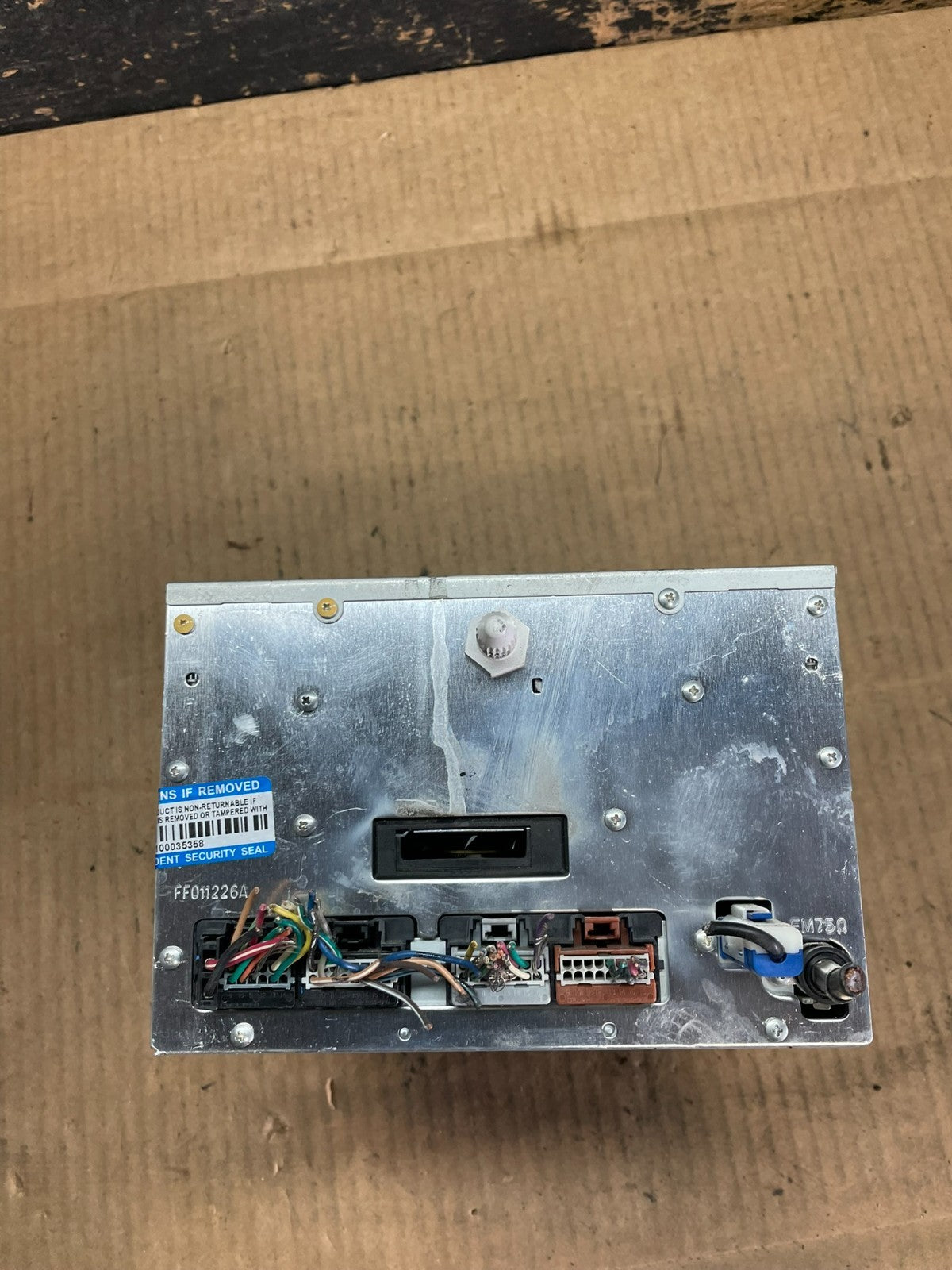 2007 to 2014 Chevrolet GMC Cadillac Radio Navigation Screen Display AA9244 DG2