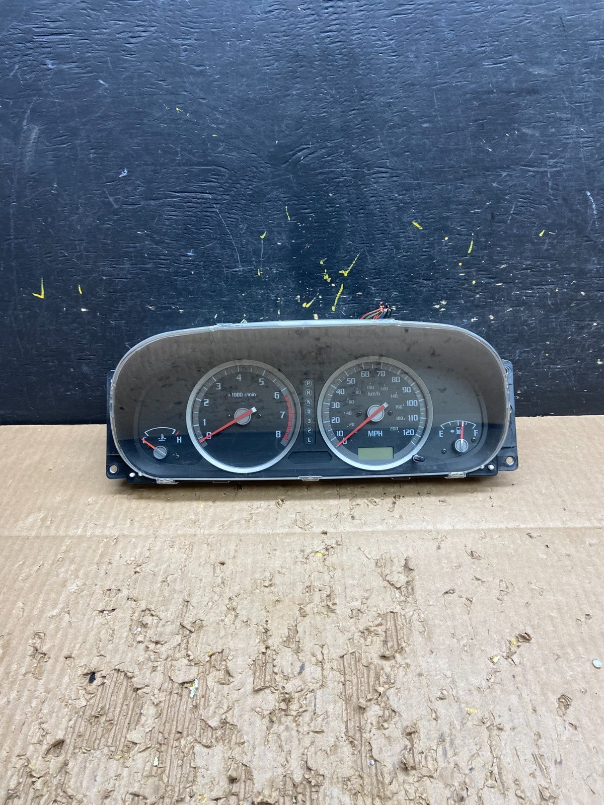 2003 Isuzu Rodeo Speedometer Cluster Gauge OEM V7773 DG0