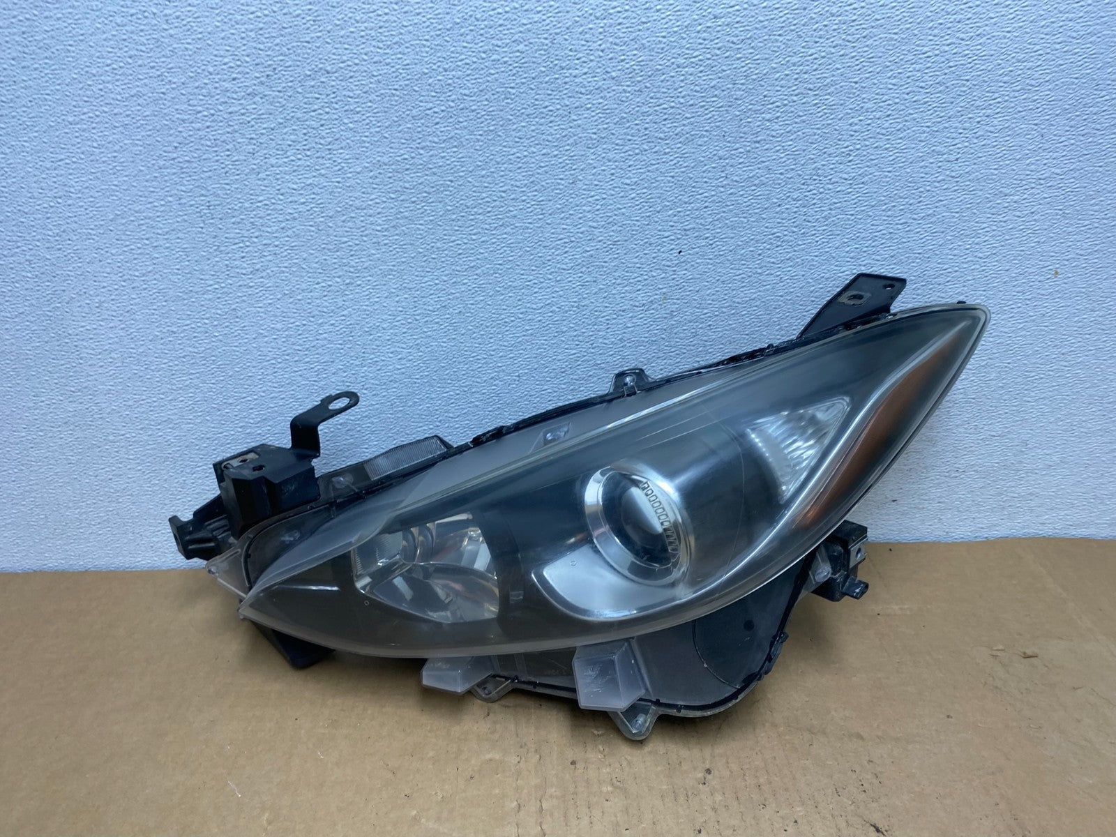 2014 - 2016 Mazda 3 Halogen Left Driver Halogen Headlight DEPO AC8459 DW0