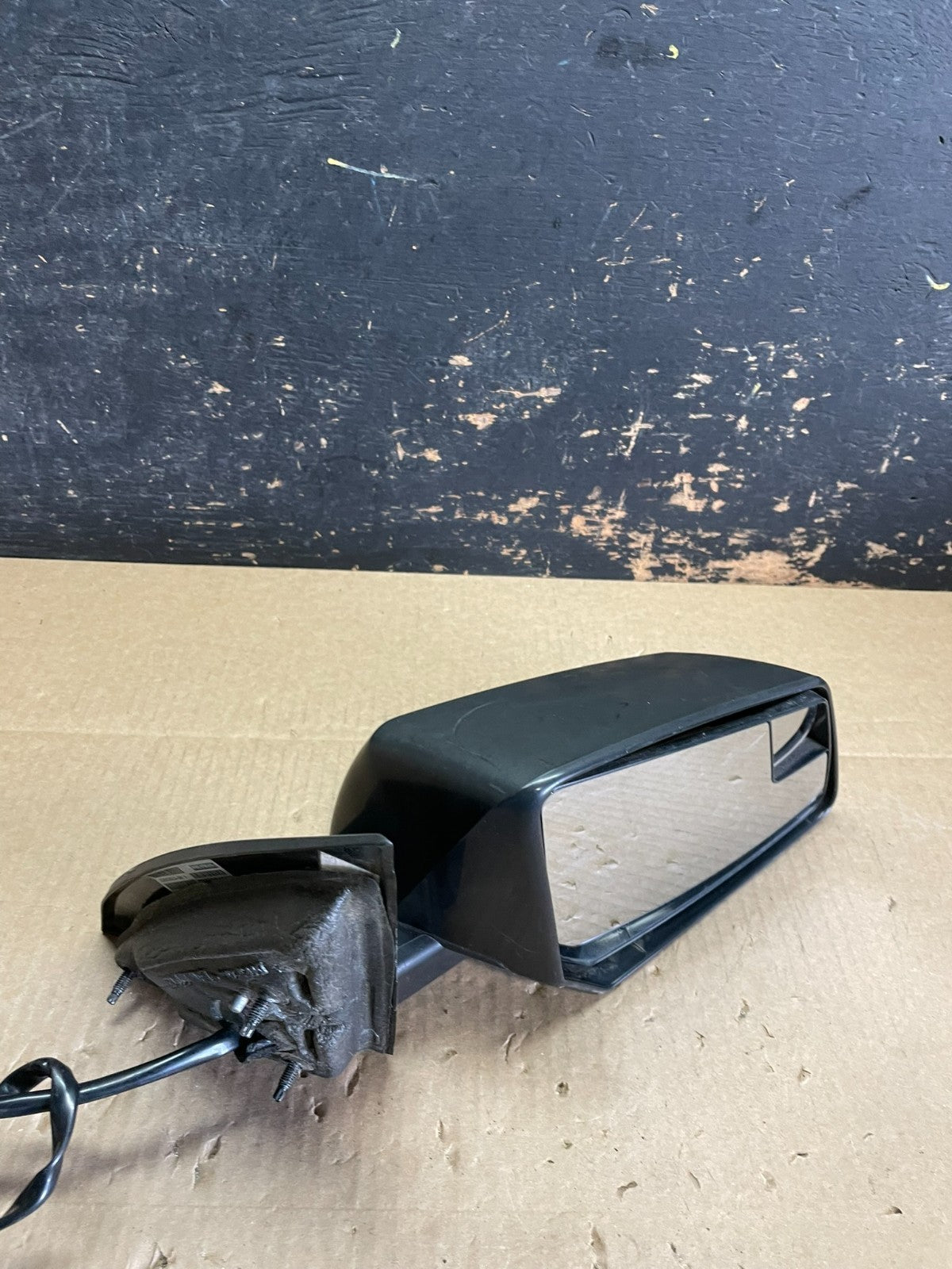 2009 to 2017 GMC Acadia Right Passenger Mirror AA6082 MS7