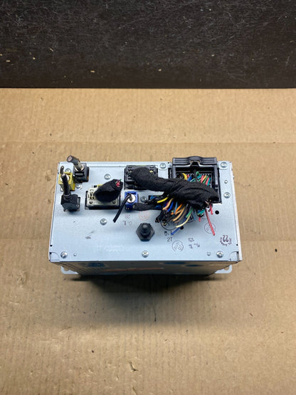 2010 to 2012 Cadillac SRX AM/FM/CD/MP3 Radio Head Unit Receiver AG7329 DG5