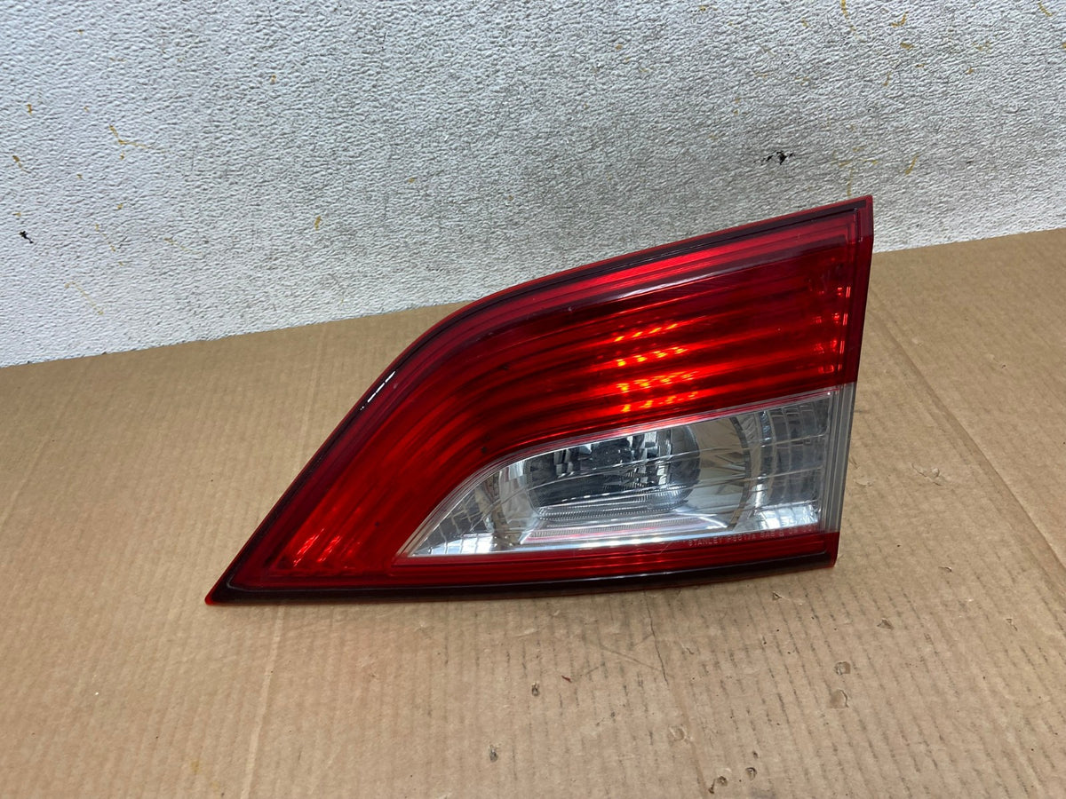 2011 - 2017 Nissan Quest Right Passenger Rh Side Inner Tail Light AI5770 LK0