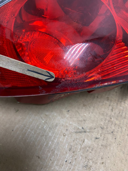 2002 - 2005 Hyundai Sonata Right Passenger RH Side Tail Light OEM AC3142 DW5
