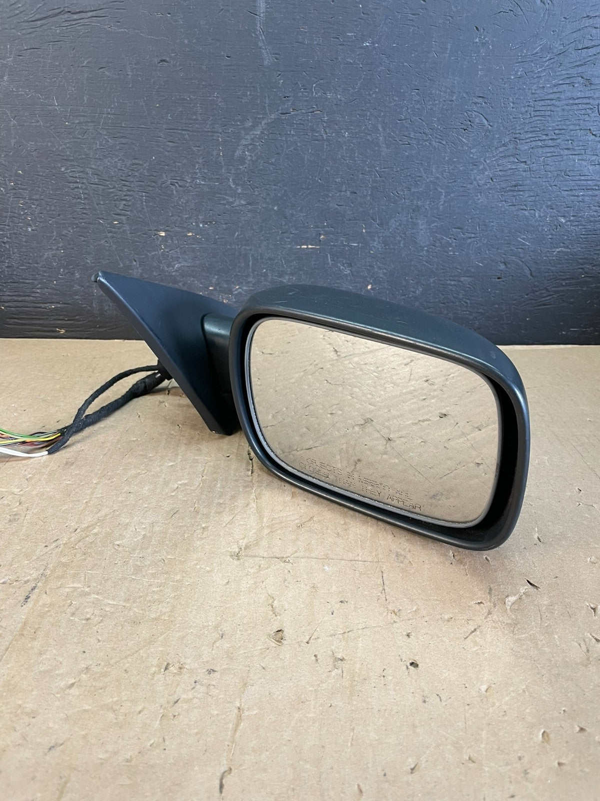 2004 - 2005 Volvo XC70 V70 Right Passenger RH Side View Door Mirror AD5900 DW2