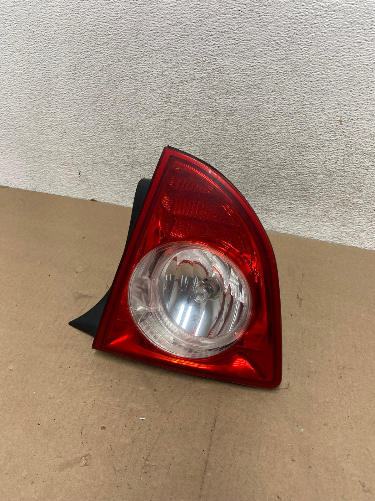 2008 - 2012 Chevrolet Malibu Right Passenger RH Side Tail Light AG4587 LK0