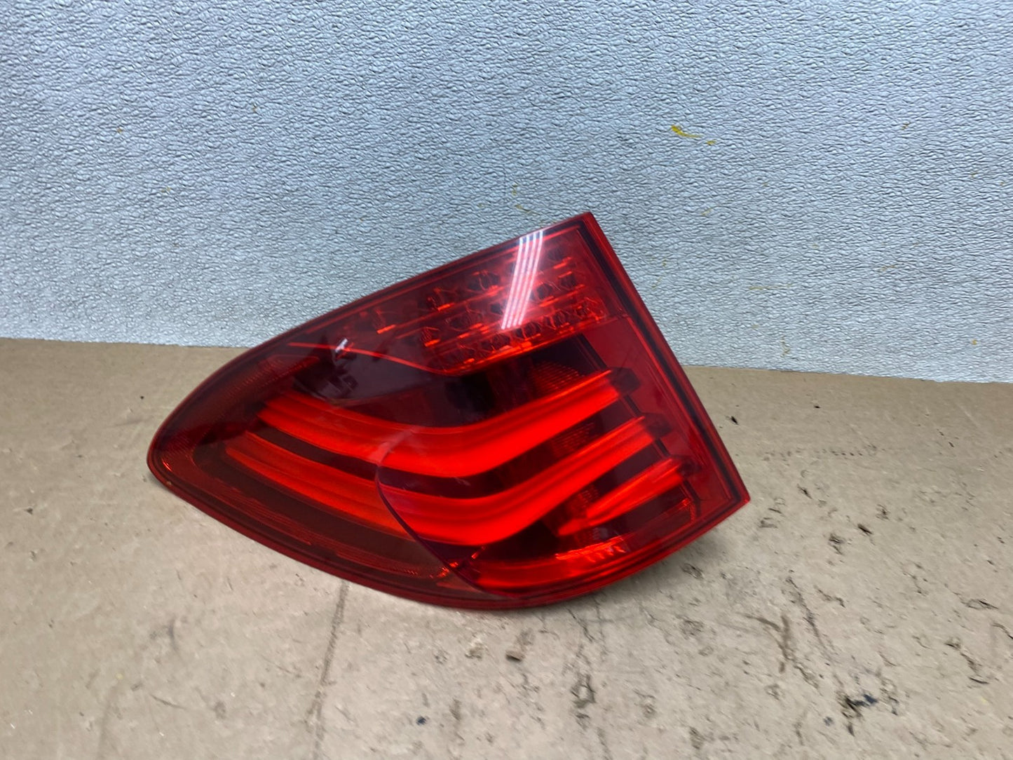 2010-2013 BMW F07 5-Series Gran Turismo GT Left Driver Lh Tail Light X2440 DW0