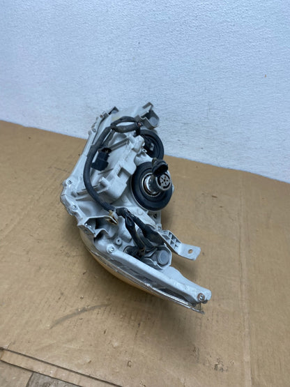 2007 - 2009 Toyota Camry Halogen Right Passenger Headlight AD2465 DW5