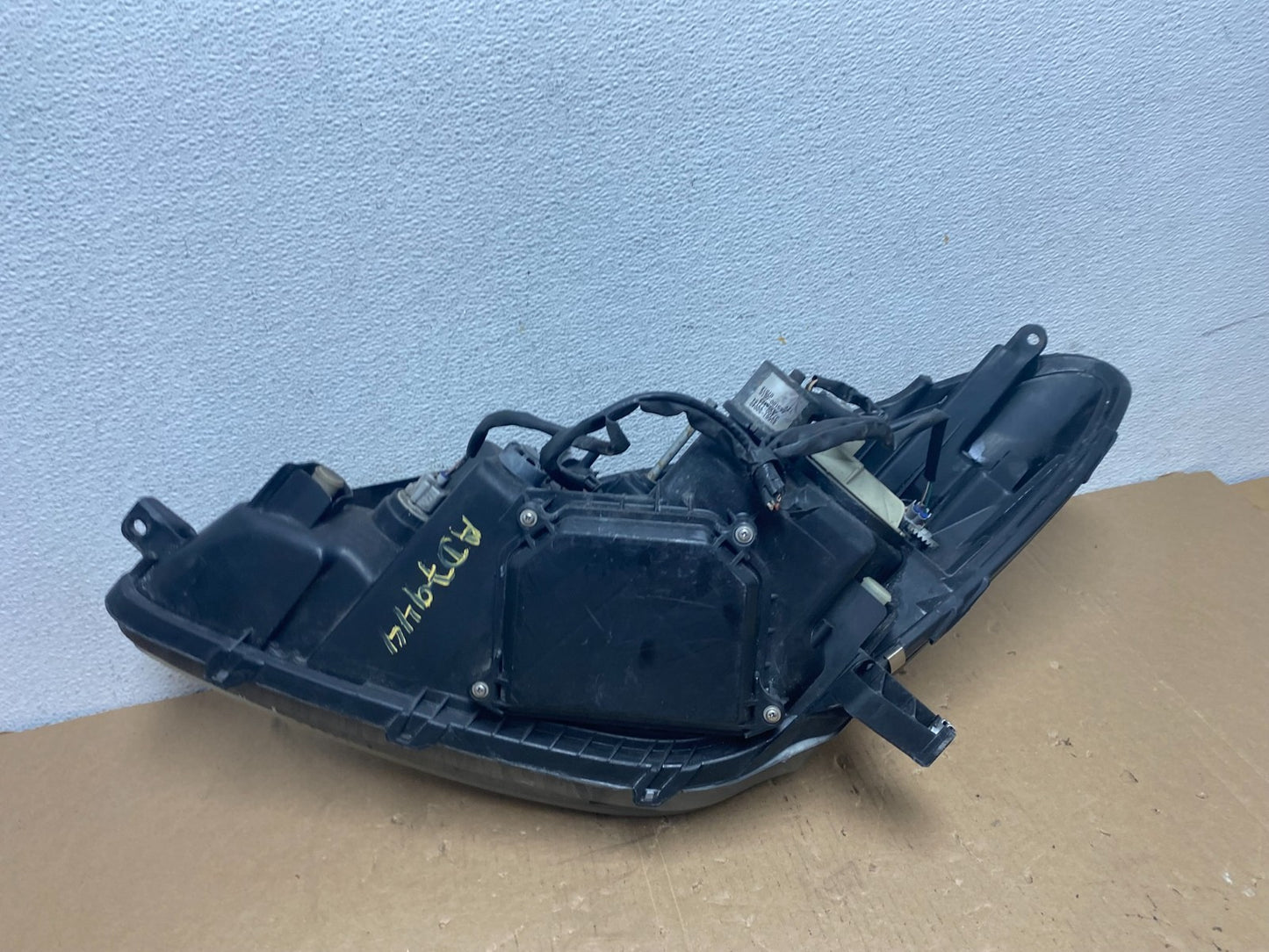 2002 - 2004 Lexus Es300 Es330 Right Passenger Headlight Hid Xenon AD7944 DW9