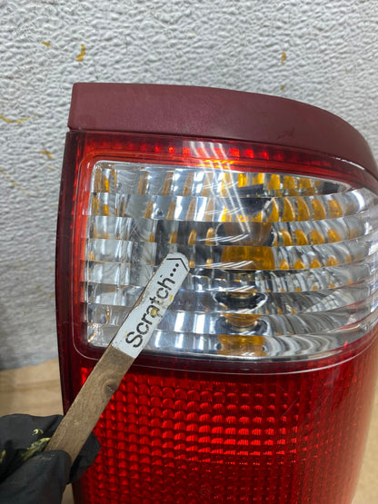 1999 to 2004 Nissan Pathfinder Right + Left Set Side Tail lights AH8192 LK3