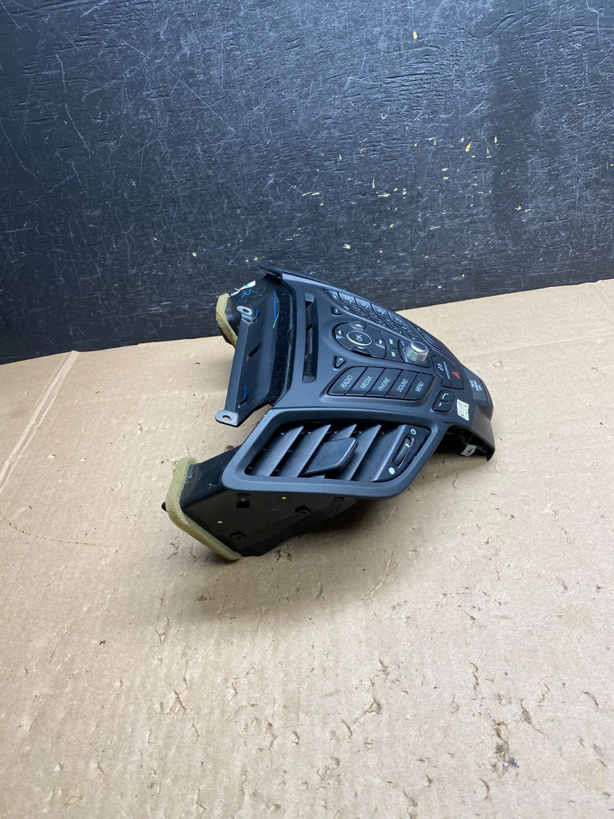 2014 2019 Ford Fiesta Center Radio Control Panel Air Vent Bezel Trim aj1385 DG1