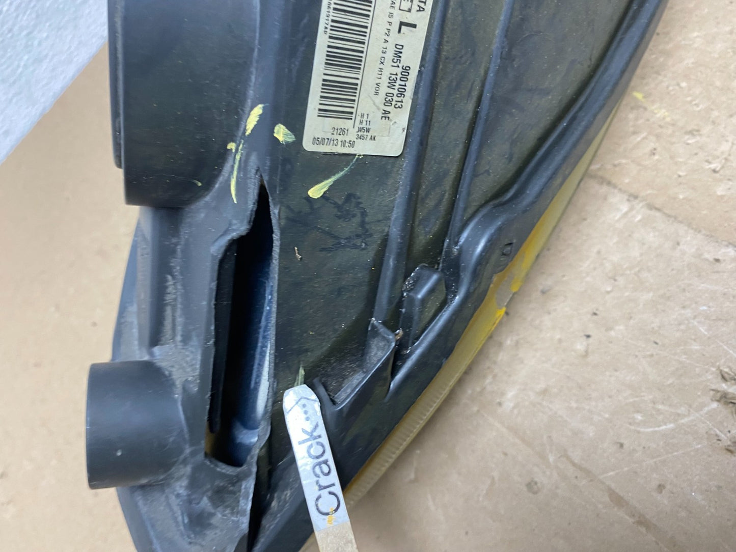2013 to 2016 Ford C-MAX Left Driver LH Side Headlight AC5874 DW5