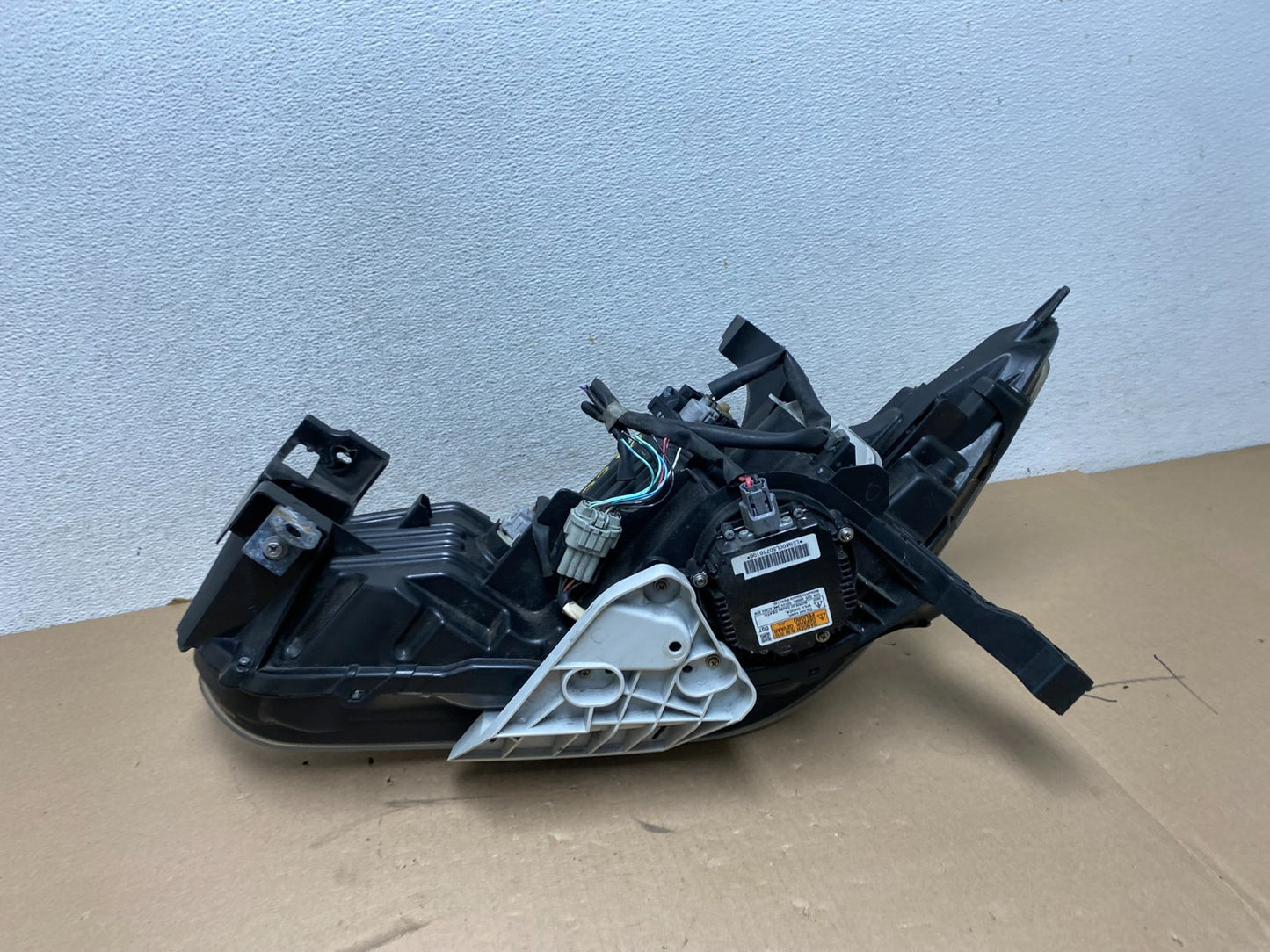 2016-2018 Infiniti QX60 Right Passenger Side Xenon Headlight AG3350 DG7