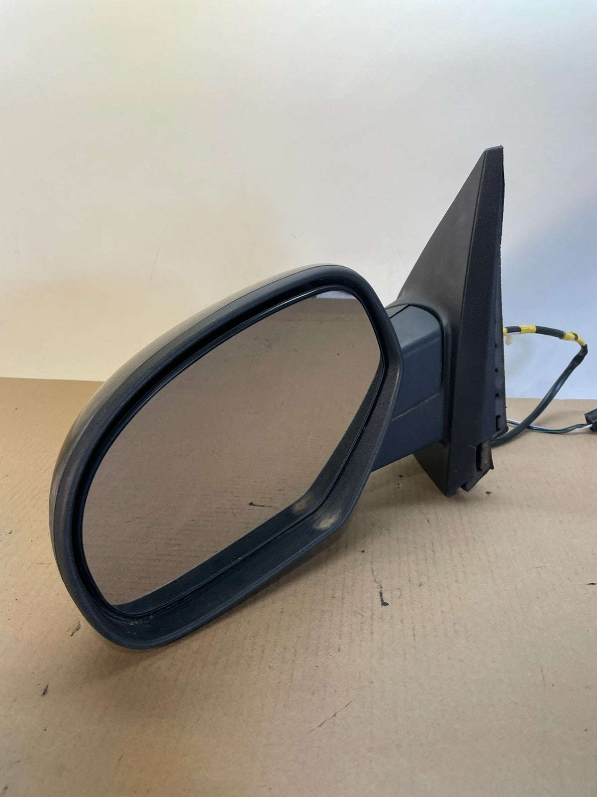 2007 to 2014 Gmc Yukon Left Driver LH Side View Door Mirror AI4162 DG2