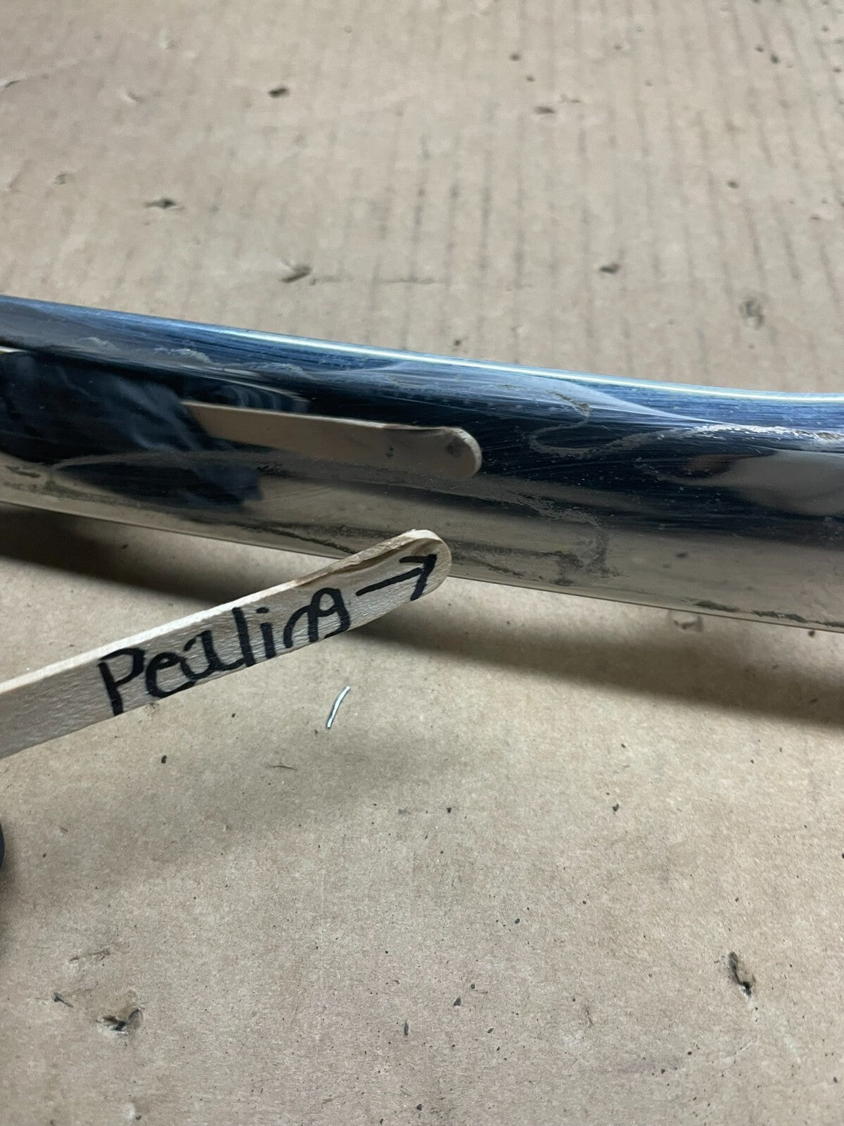 2011 to 2014 Ford Explorer Rear Tailgate Gate Trim Molding With Camera L9254 DG4
